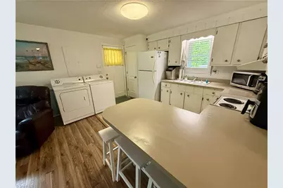 2753 Ocean View Avenue, Supply, NC 28462 - Photo 9
