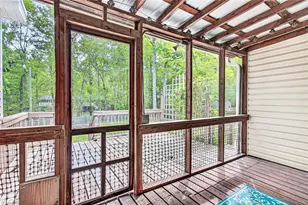 3903 Oakcliffe Rd, Greensboro, NC 27406 - Photo 35