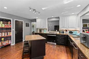 4370 Rivendell Rd, Kernersville, NC 27284 - Photo 9