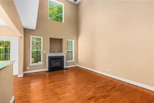 211 Channel Cove Ct, Jamestown, NC 27282 - Photo 11