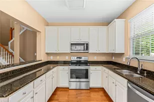 211 Channel Cove Ct, Jamestown, NC 27282 - Photo 17