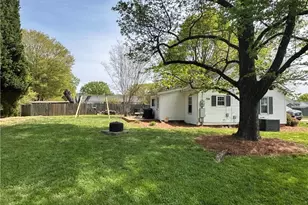 313 W Monroe St, Mayodan, NC 27027 - Photo 19