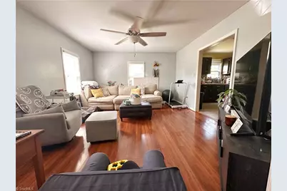 313 W Monroe Street, Mayodan, NC 27027 - Photo 11