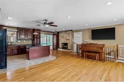 1512 Pittman Street, Mount Airy, NC 27030 - Photo 3