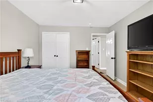 7 Holly Crest Ct, Greensboro, NC 27410 - Photo 17