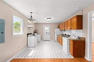 1748 Pleasant St, Winston-Salem, NC 27107 - Photo 7