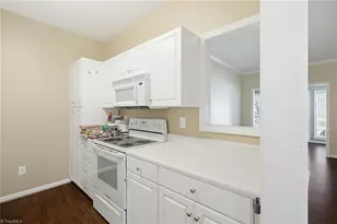 7104 Riverview Knoll Ct, Clemmons, NC 27012 - Photo 15