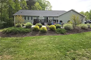 8607 Boones Landing Dr, Stokesdale, NC 27357 - Photo 7