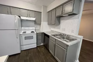 2909 Spring Garden St, Greensboro, NC 27403 - Photo 5