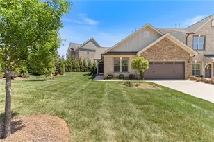 985 Bonanza Ln, Mebane, NC 27302 - Photo 3