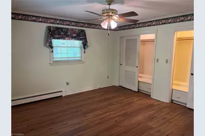 904 Blackstone Circle, Thomasville, NC 27360 - Photo 45