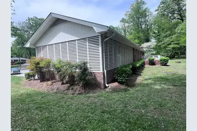 904 Blackstone Circle, Thomasville, NC 27360 - Photo 13