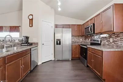 149 Creekstone Court, Lexington, NC 27295 - Photo 9