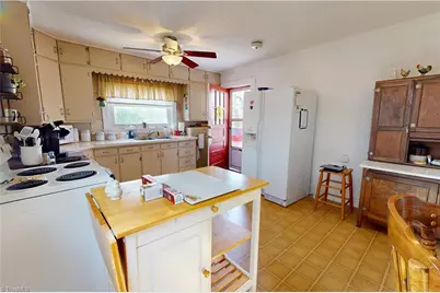 141 New Street, Mount Airy, NC 27030 - Photo 15