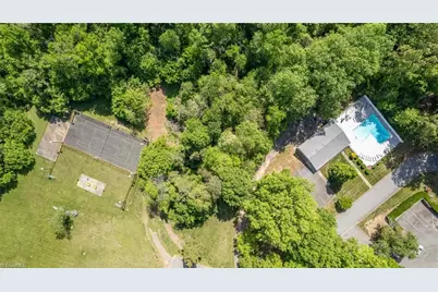 2240 Sunderland Road, Winston-Salem, NC 27103 - Photo 17