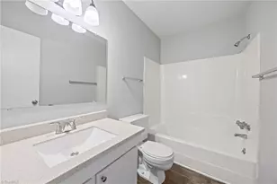 2240 Sunderland Rd, Winston-Salem, NC 27103 - Photo 15