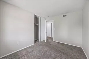 2240 Sunderland Rd, Winston-Salem, NC 27103 - Photo 11