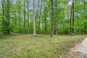 4605 Southall Dr, Greensboro, NC 27406 - Photo 23