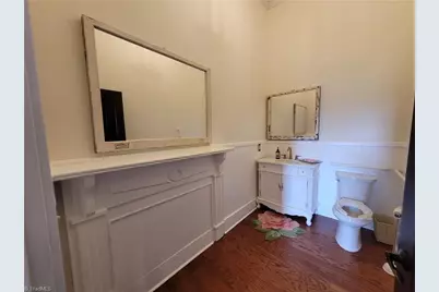 106 N Key Street, Pilot Mountain, NC 27041 - Photo 15