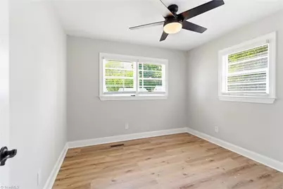 1015 Tabor Street, High Point, NC 27262 - Photo 17
