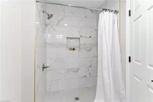 1015 Tabor St, High Point, NC 27262 - Photo 11