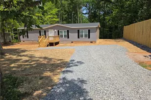162 Briar Creek Estates, Thomasville, NC 27360 - Photo 3