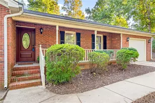 552 Woodland Dr, Graham, NC 27253 - Photo 3