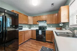3987 Cherry Tree Dr, Greensboro, NC 27405 - Photo 13
