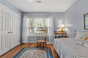 3987 Cherry Tree Dr, Greensboro, NC 27405 - Photo 21