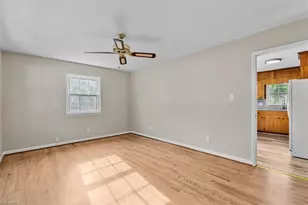 2101 Carpenter St, Greensboro, NC 27403 - Photo 3