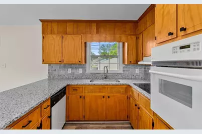 2101 Carpenter Street, Greensboro, NC 27403 - Photo 9