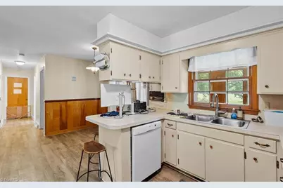 508 Stage Coach Court, Greensboro, NC 27409 - Photo 11