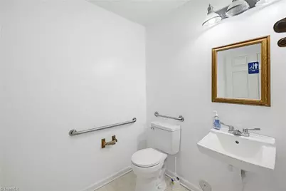 121 Ellis Road, Mayodan, NC 27027 - Photo 9