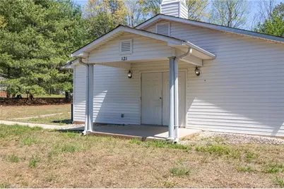 121 Ellis Road, Mayodan, NC 27027 - Photo 5