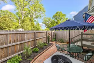 101 N Park Dr, Greensboro, NC 27401 - Photo 27