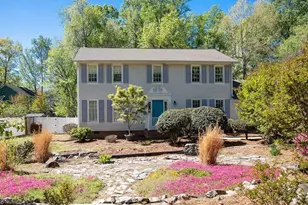 914 Edinburgh Dr, Jamestown, NC 27282 - Photo 1