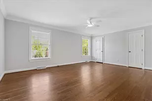 1005 Westminster Dr, Greensboro, NC 27410 - Photo 23
