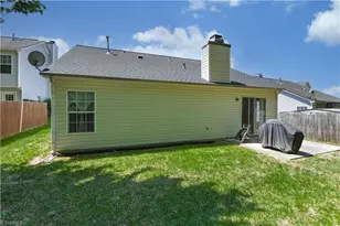 4704 Sedgelane Dr, Greensboro, NC 27407 - Photo 29