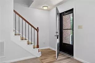 2 Lord Foxley Ct, Greensboro, NC 27405 - Photo 5