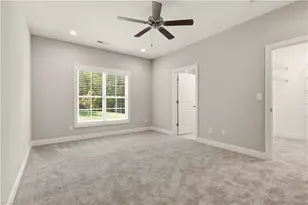 901 Kinloch Dr, Winston-Salem, NC 27107 - Photo 17