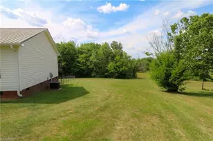 285 Raven Cir, Lexington, NC 27292 - Photo 35
