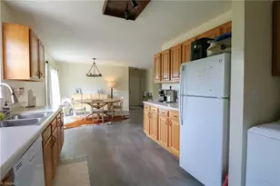 285 Raven Cir, Lexington, NC 27292 - Photo 7