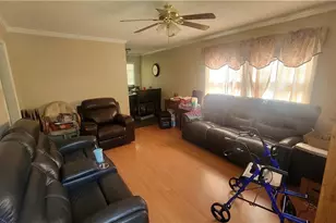2215 Bertie St, Greensboro, NC 27403 - Photo 3