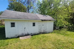 2215 Bertie St, Greensboro, NC 27403 - Photo 15