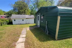 2215 Bertie St, Greensboro, NC 27403 - Photo 13