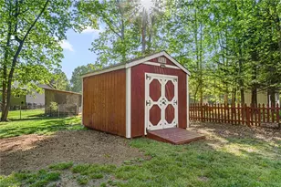 1106 Longleaf Dr, Gibsonville, NC 27249 - Photo 29