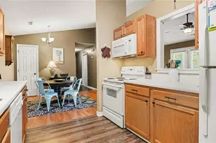 7151 Friendly Ave, Greensboro, NC 27410 - Photo 7