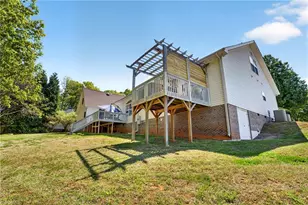 3382 Rebecca Dr, Summerfield, NC 27358 - Photo 49