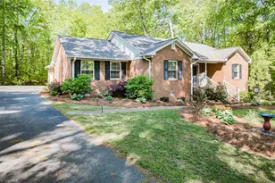 801 Baker Ct, Haw River, NC 27258 - Photo 3