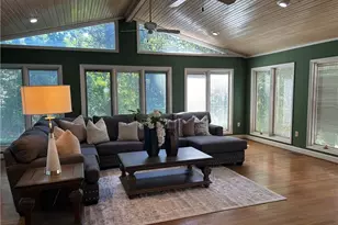 504 Audubon Dr, Greensboro, NC 27410 - Photo 17